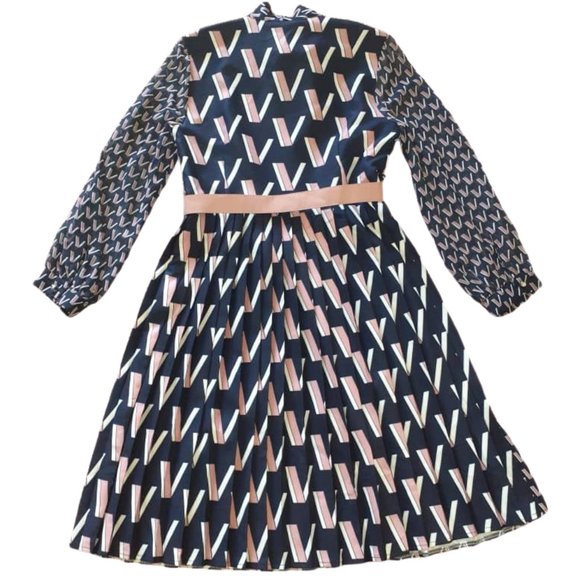 Navy and pink chiffon long sleeve dress - Picture 5 of 5